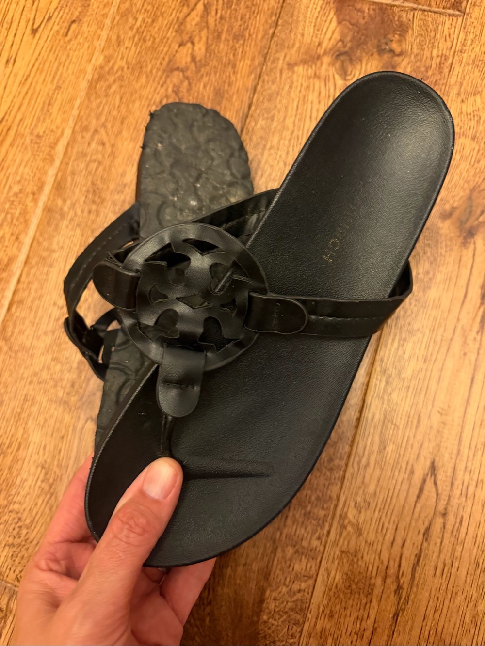 Tory Burch Miller Cloud Women's Black Leather Sandals 9 Good used condition - Picture 8 of 9